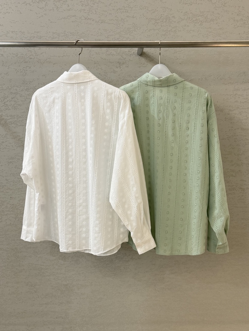 PLAYBUTTON-P東大門直郵女士新品推薦職業時尚襯衫蕾絲衫PLAYBUTTON襯衫/蕾絲衫