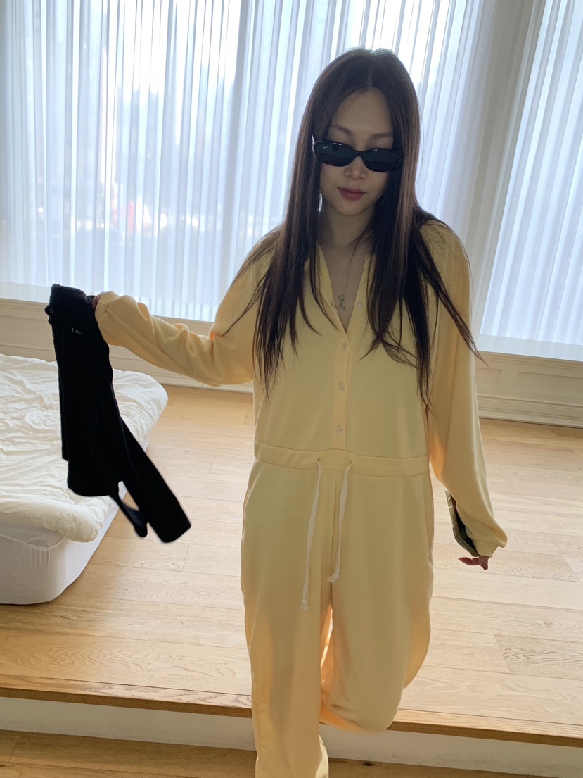 LIKEVAM東大門實拍女裝新款推薦熱賣休閑真品連體褲含帽子LIKEVAM連體褲