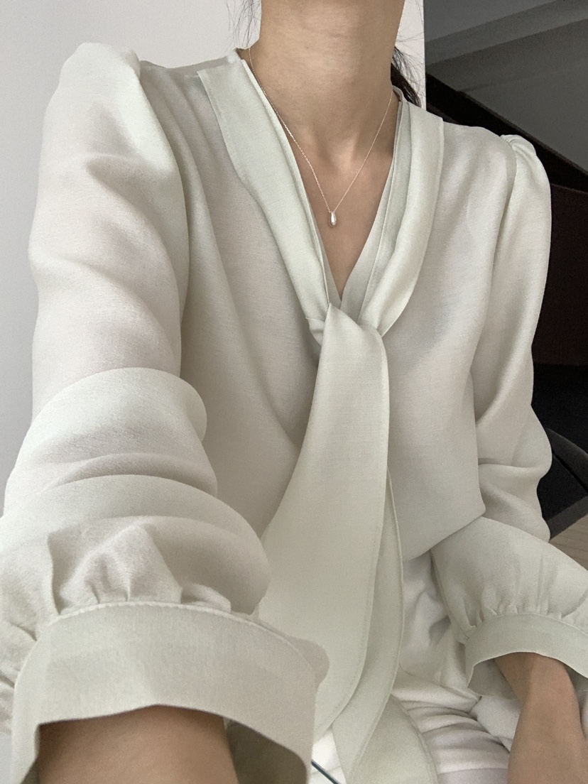 FRILL-T/DADA韓國直郵女裝新品職業時尚真品襯衫蕾絲衫V領FRILL-T/DADA襯衫/蕾絲衫