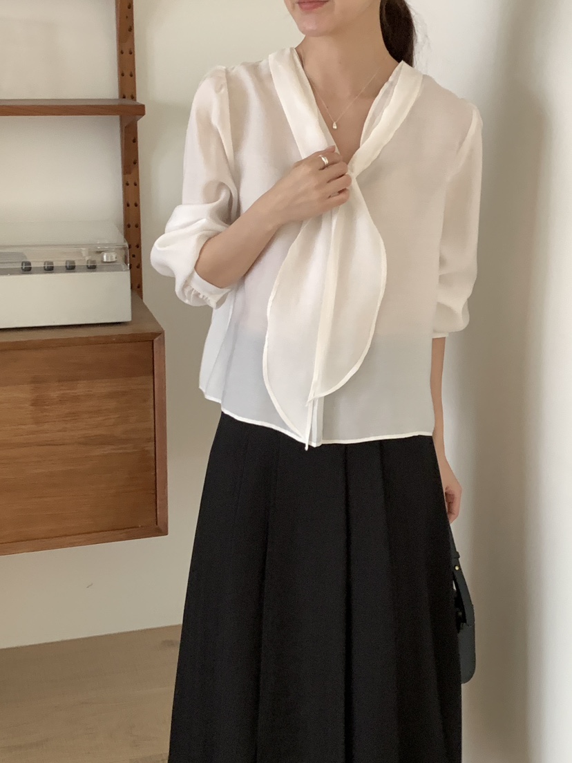 FRILL-T/DADA韓國直郵女裝新品職業時尚真品襯衫蕾絲衫V領FRILL-T/DADA襯衫/蕾絲衫