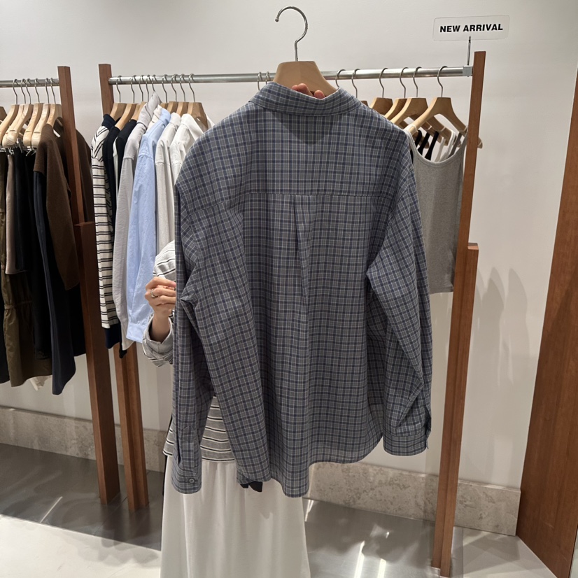 ANDMORE BUTTON東大門實拍女裝新款時尚職業休閑襯衫蕾絲衫ANDMORE BUTTON襯衫/蕾絲衫