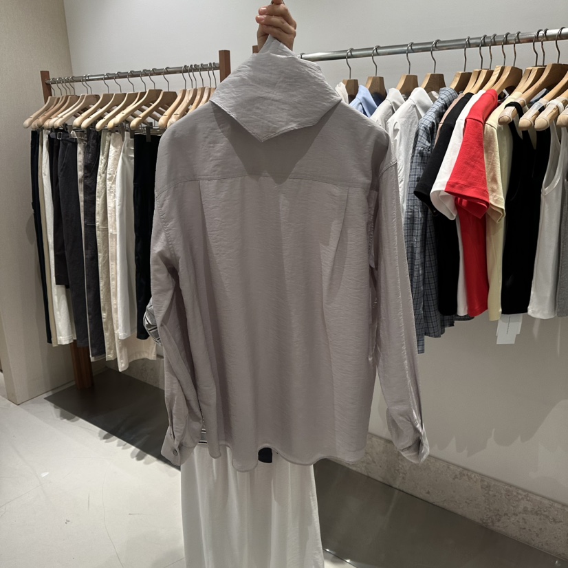 ANDMORE BUTTON韓國直郵女裝新款真品襯衫蕾絲衫含圍巾套裝ANDMORE BUTTON襯衫/蕾絲衫