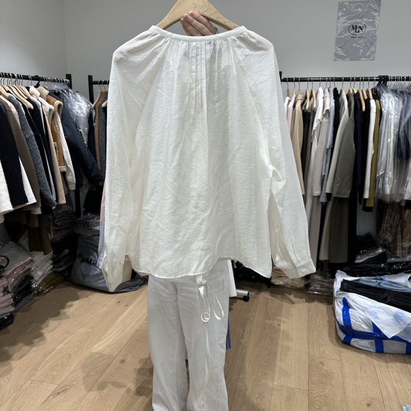 M.G.N東大門代購女裝新品人氣熱賣26春夏時尚襯衫蕾絲衫MAGNET襯衫/蕾絲衫