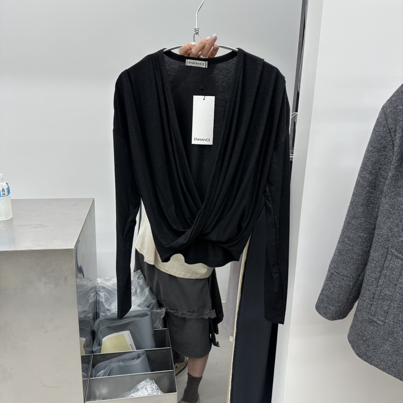 ENHANCE東大門直郵女裝新品熱賣26春夏真品時尚人氣長袖T恤ENHANCE/HOPESMORE長袖T恤圖色3