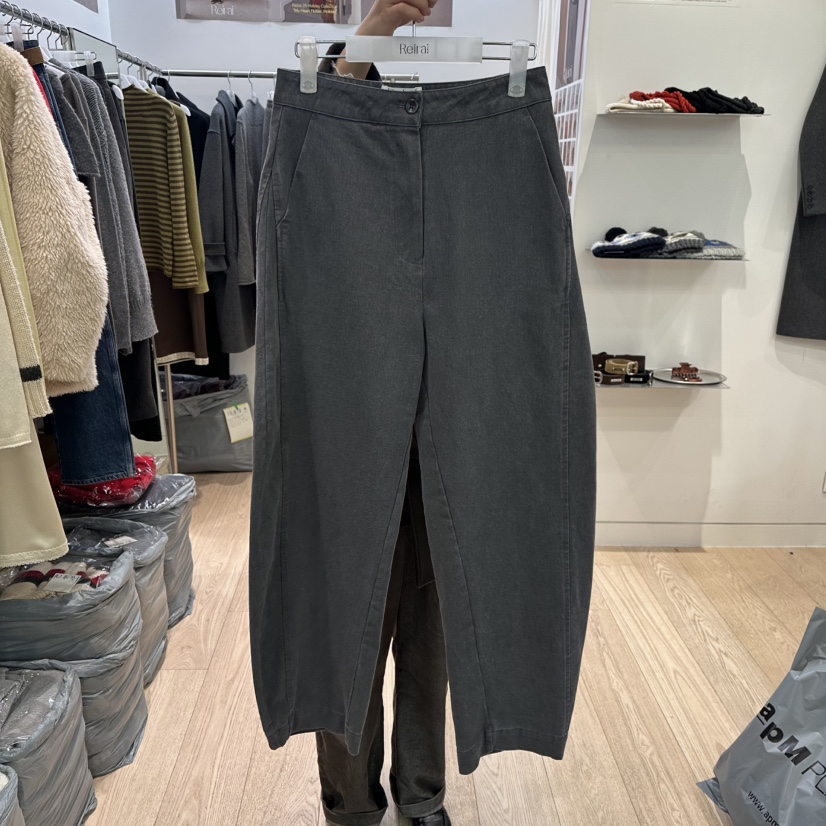 REIRAI東大門直郵女裝新品人氣熱賣推薦26春季時尚休閑褲Reirai休閑褲圖色2