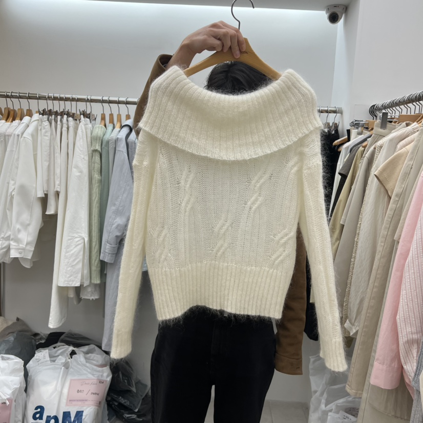 DRESS ROOM東大門代購女士新款時尚人氣針織衫麻花針織露肩DRESS ROOM針織衫圖色1