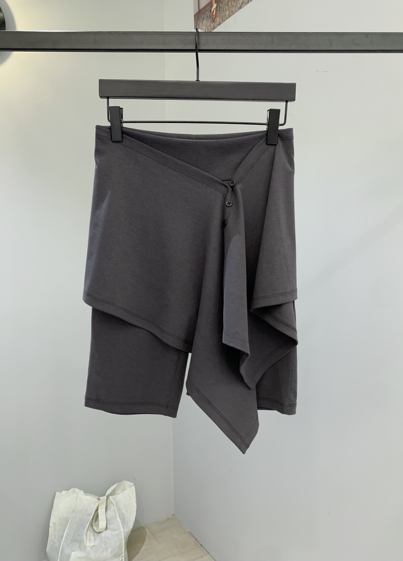 SOFTNESS東大門實拍女士新款26春季職業推薦休閑短褲緊身褲Softness/Cosmic短褲圖色1墨色