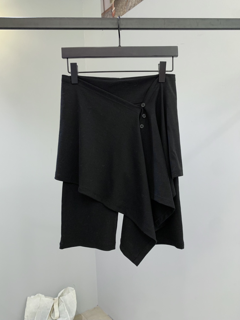 SOFTNESS東大門實拍女士新款26春季職業推薦休閑短褲緊身褲Softness/Cosmic短褲圖色2黑色