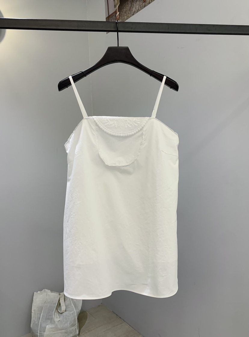 SOFTNESS東大門直郵女士新品休閑26春季職業人氣吊帶背心Softness/Cosmic吊帶/背心圖色1