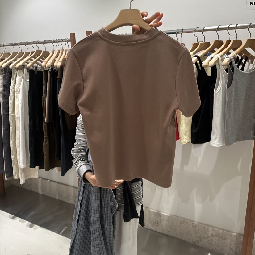 ANDMORE BUTTON韓國直郵女士新品推薦休閑職業熱賣人氣T恤ANDMORE BUTTONT恤