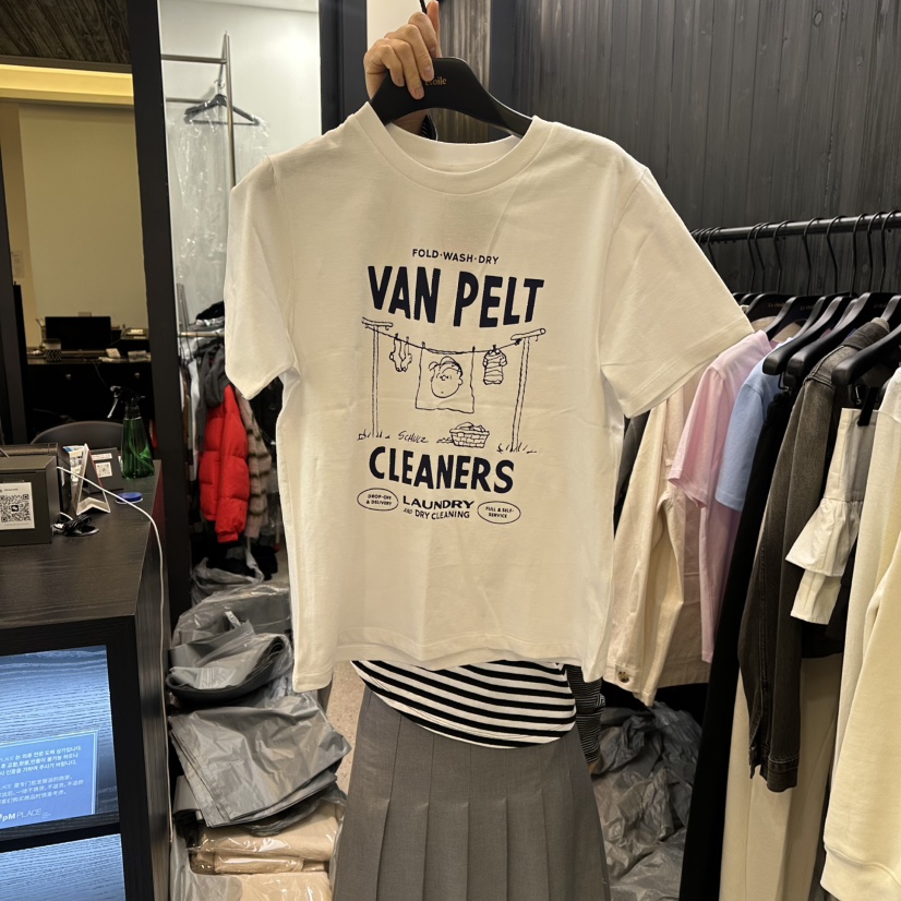 LE ETOILE韓國直郵女裝新品職業時尚休閑熱賣人氣T恤史努比LE ETOILET恤圖色1