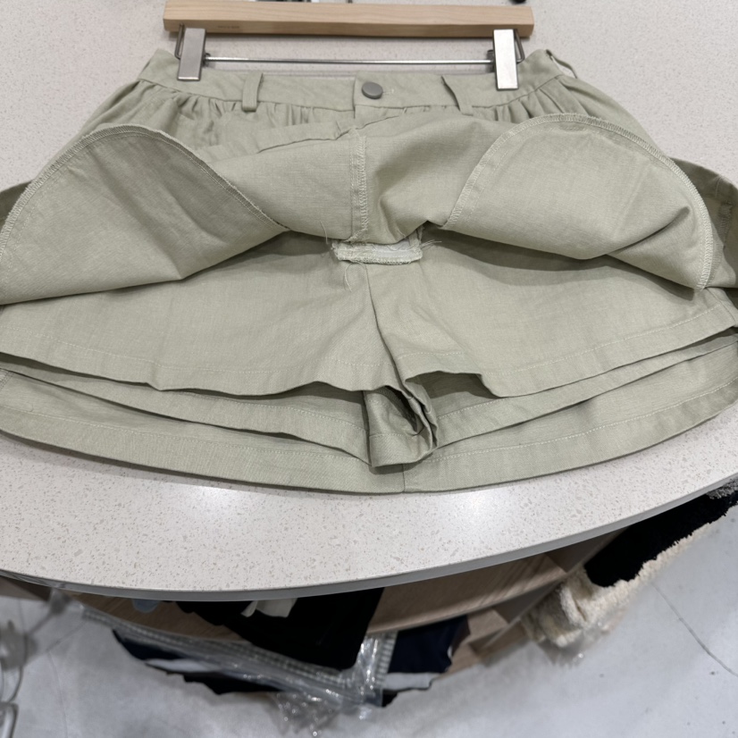 AURA韓國直郵女裝新款休閑推薦人氣26春季熱賣短裙荷葉邊Au ra短裙