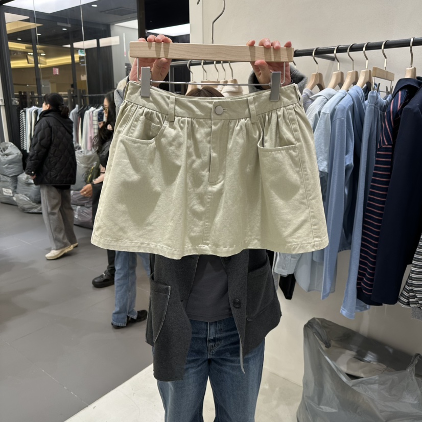 AURA韓國直郵女裝新款休閑推薦人氣26春季熱賣短裙荷葉邊Au ra短裙圖色1