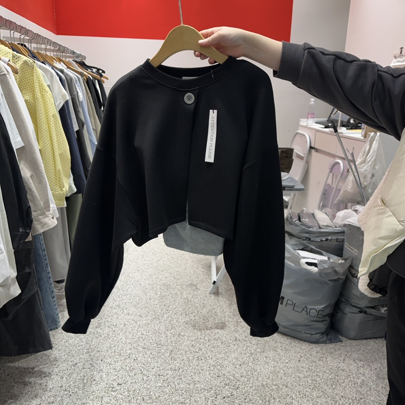 ATPZ東大門直郵女裝新款休閑時尚26春季熱賣衛衣短款紐扣ATTENTION PLEAES衛衣圖色2