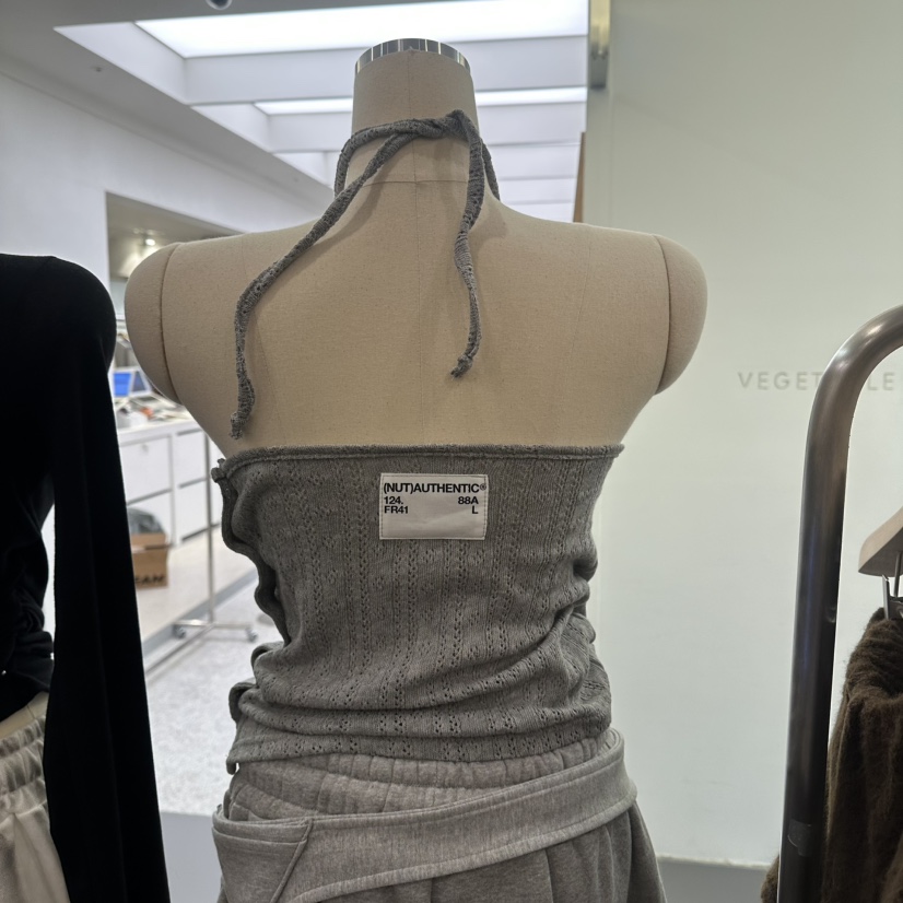 NUT韓國代購女裝新品職業熱賣推薦時尚人氣休閑26春季吊帶背心NUT吊帶/背心