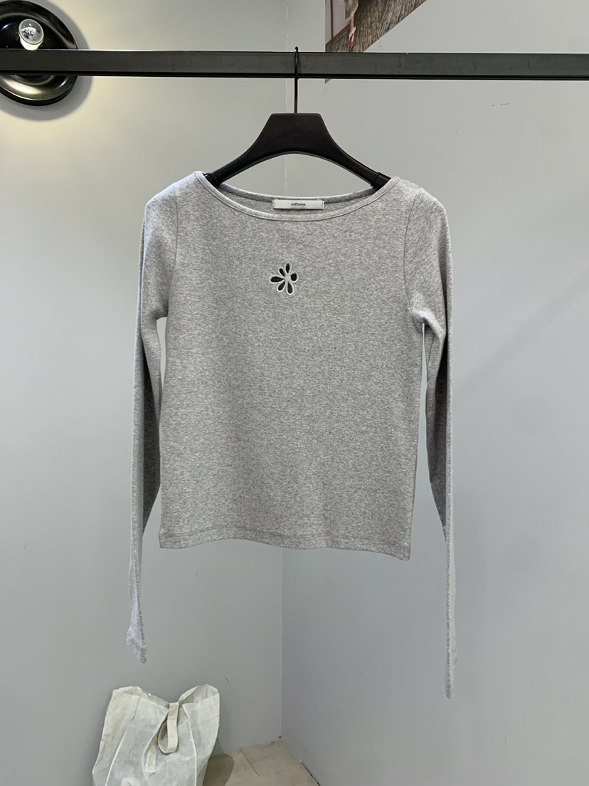 SOFTNESS東大門實拍女裝新品時尚熱賣職業休閑長袖T恤刺繡Softness/Cosmic長袖T恤圖色2