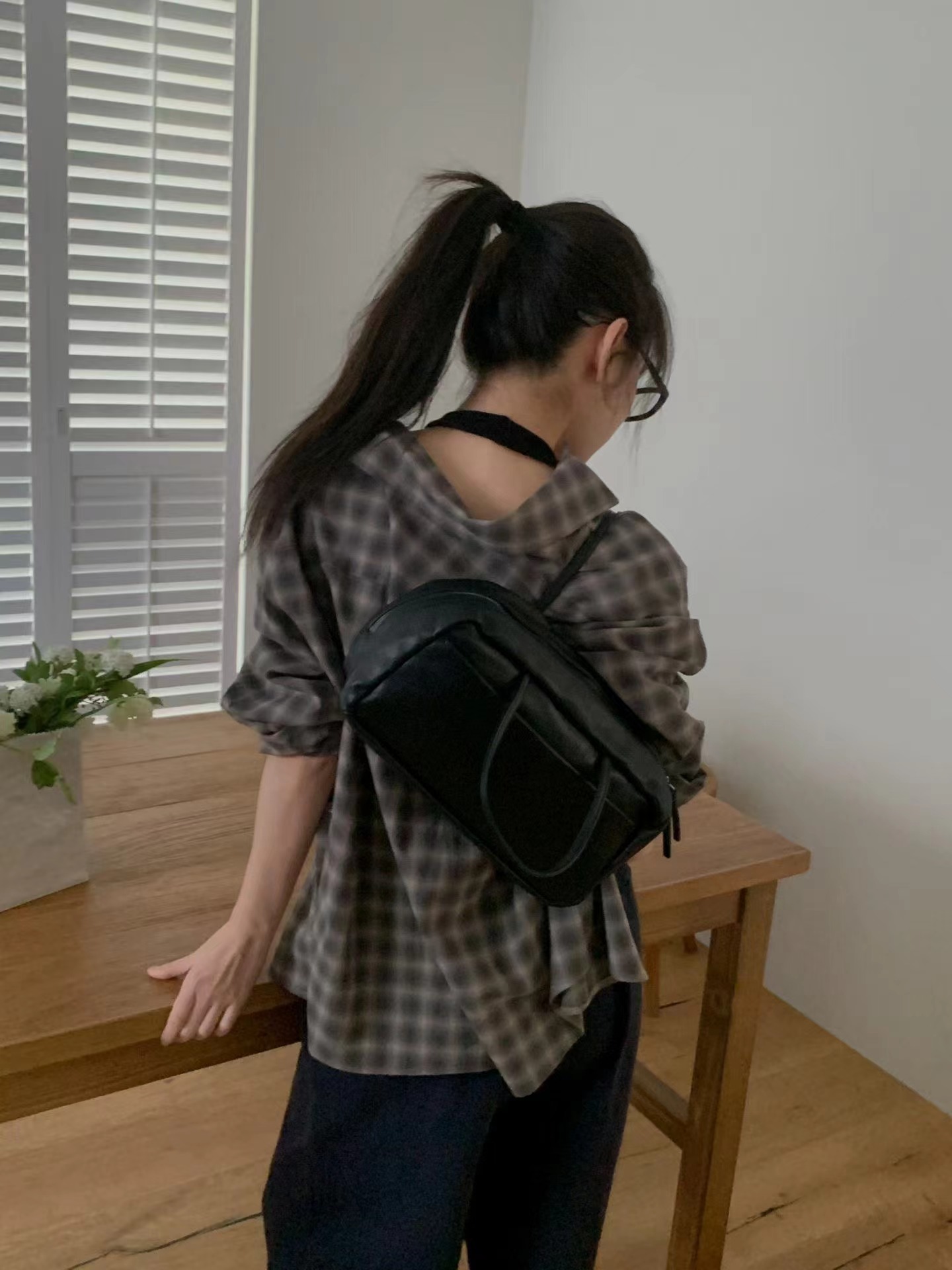 MIELLE-미엘르-OT東大門實拍女裝新款真品人氣襯衫蕾絲衫MIELLE-미엘르-OT襯衫/蕾絲衫