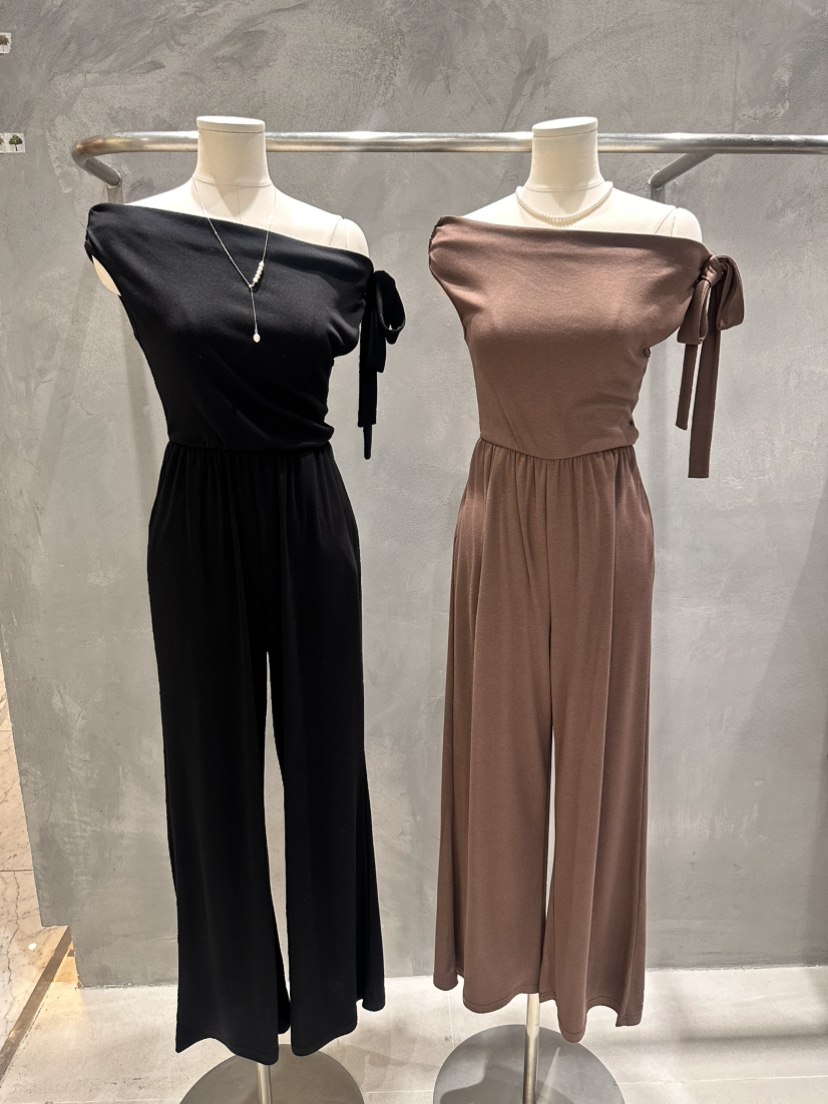 KIFF東大門實拍女士新款休閑人氣推薦熱賣連體褲不含項鏈KIFF連體褲