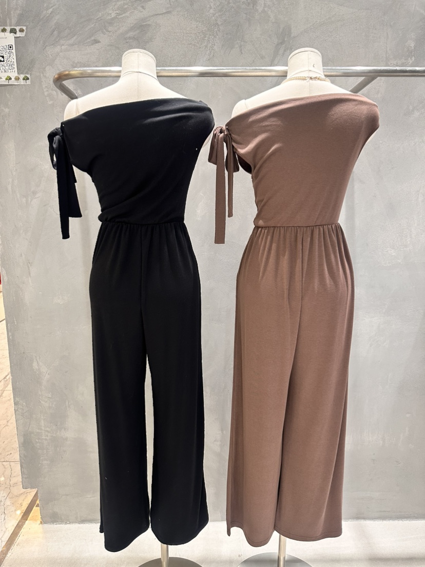 KIFF東大門實拍女士新款休閑人氣推薦熱賣連體褲不含項鏈KIFF連體褲