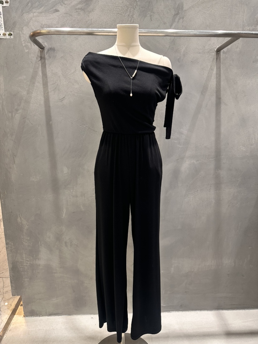 KIFF東大門實拍女士新款休閑人氣推薦熱賣連體褲不含項鏈KIFF連體褲圖色1