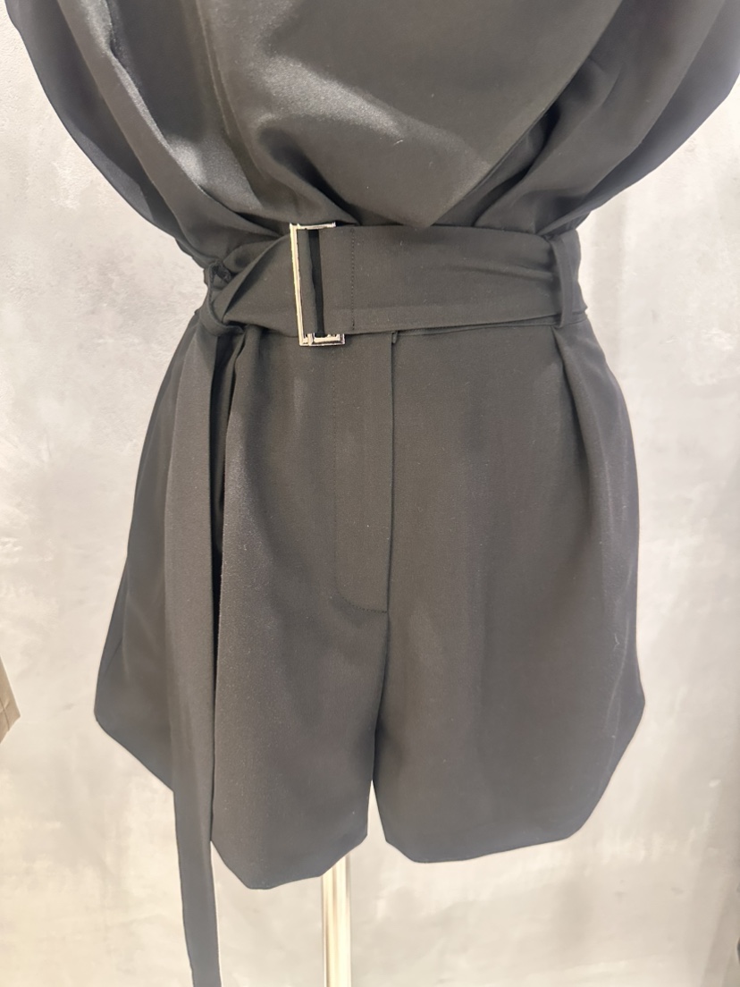 KIFF東大門代購女裝新品時尚真品人氣熱賣推薦套裝含腰帶KIFF套裝