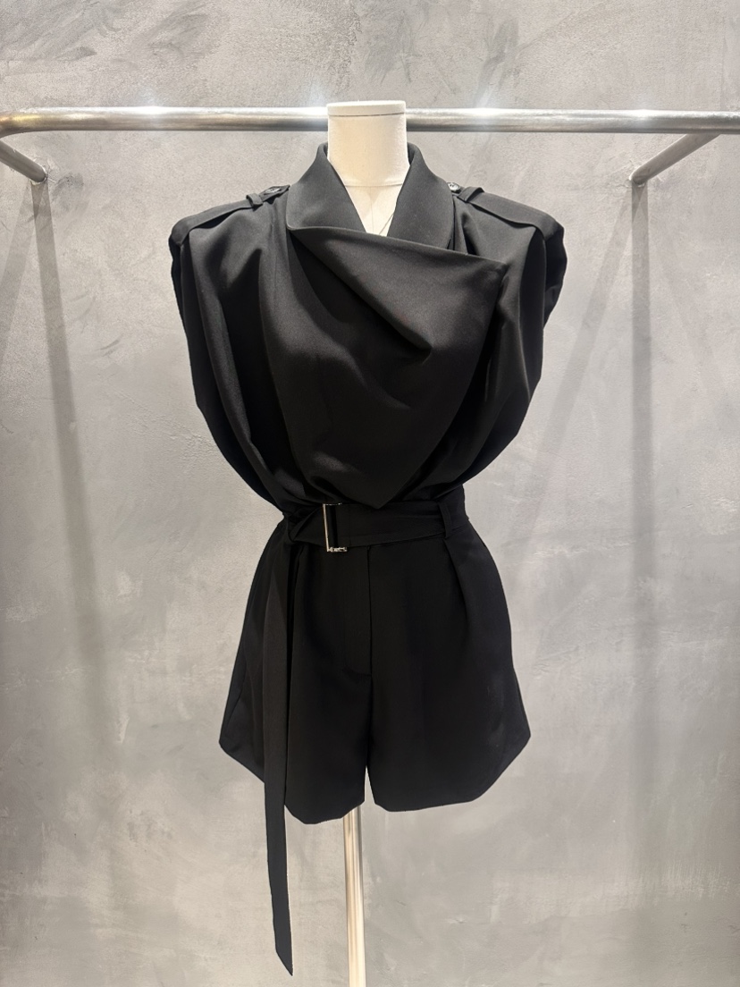 KIFF東大門代購女裝新品時尚真品人氣熱賣推薦套裝含腰帶KIFF套裝圖色2