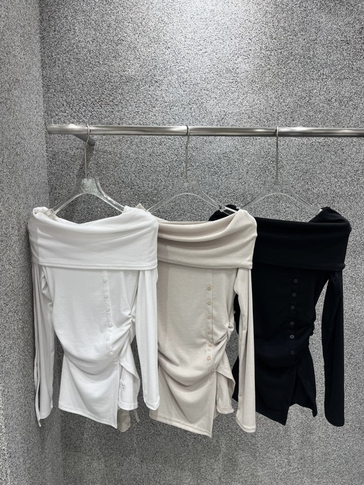 UNA/THE MAY韓國直郵女士新品休閑長袖T恤褶皺露肩紐扣THEMAY/UNA長袖T恤圖色3左三色