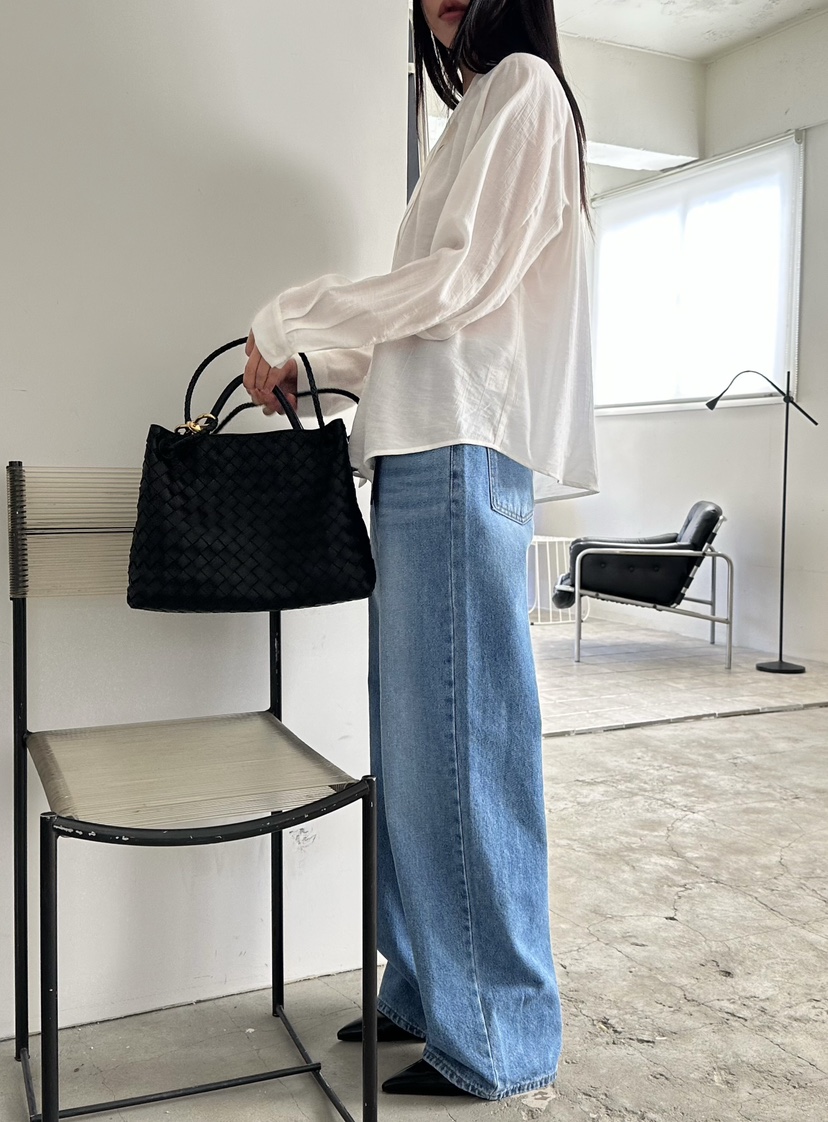 LE VASE東大門直郵女裝新品熱賣26春夏推薦人氣襯衫蕾絲衫LE VASE襯衫/蕾絲衫