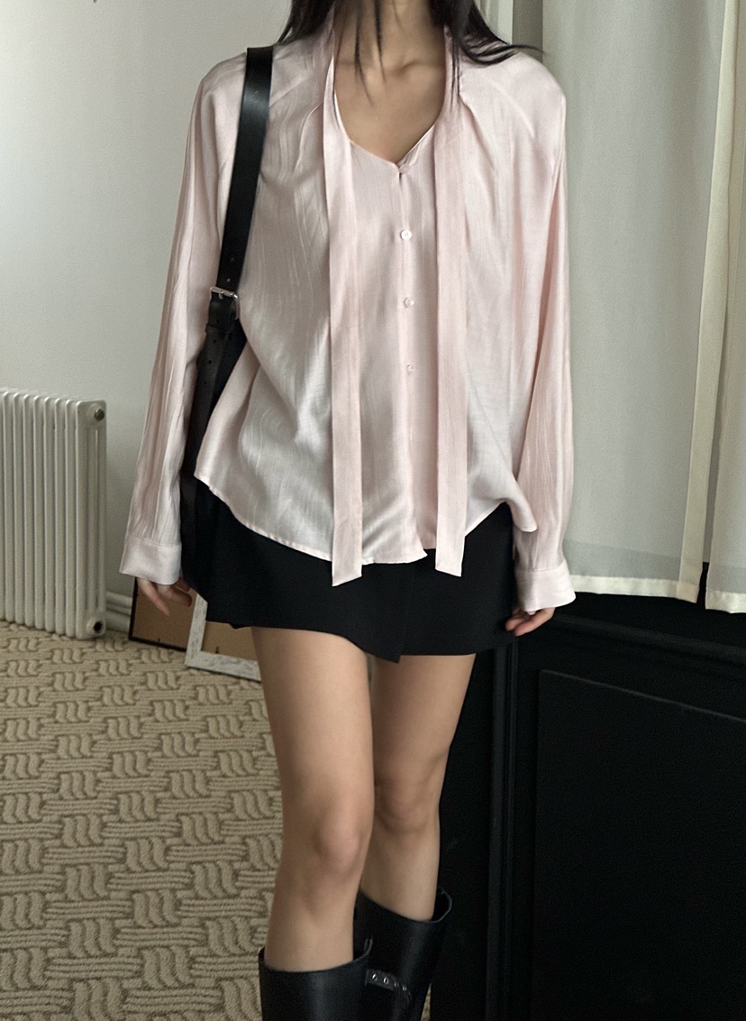 LE VASE東大門直郵女裝新品熱賣26春夏推薦人氣襯衫蕾絲衫LE VASE襯衫/蕾絲衫