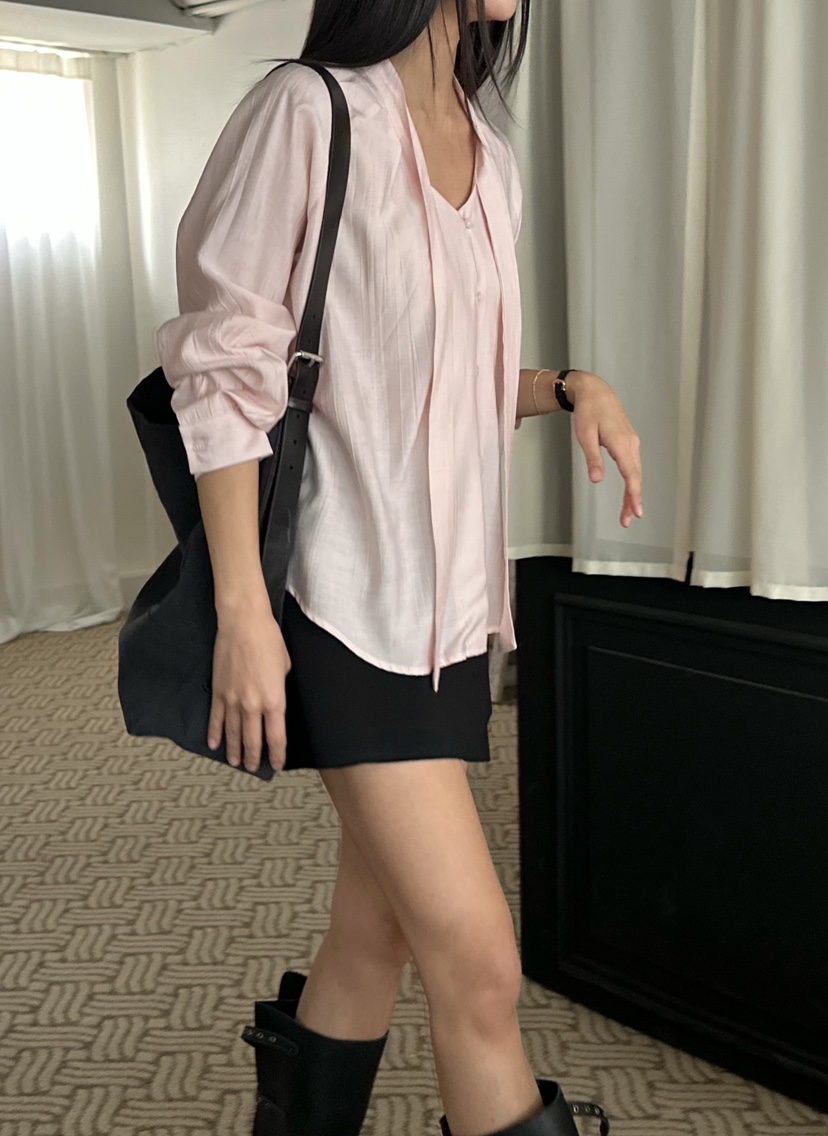 LE VASE東大門直郵女裝新品熱賣26春夏推薦人氣襯衫蕾絲衫LE VASE襯衫/蕾絲衫