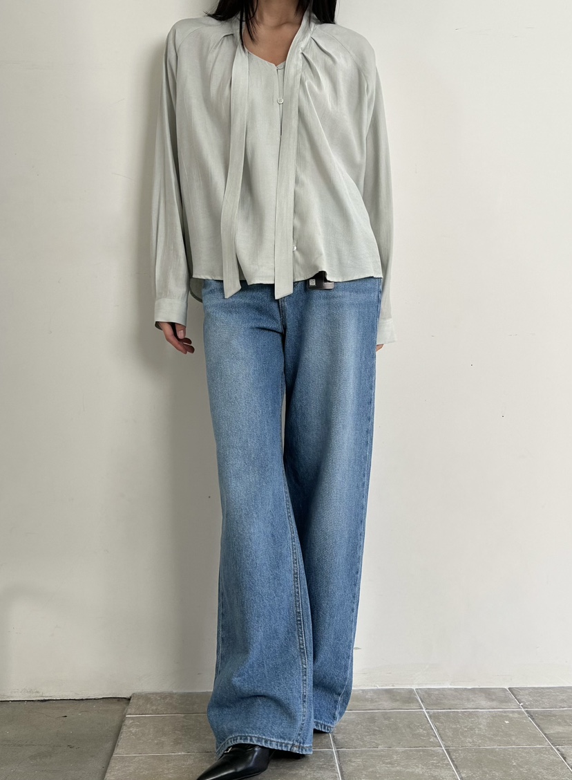 LE VASE東大門直郵女裝新品熱賣26春夏推薦人氣襯衫蕾絲衫LE VASE襯衫/蕾絲衫