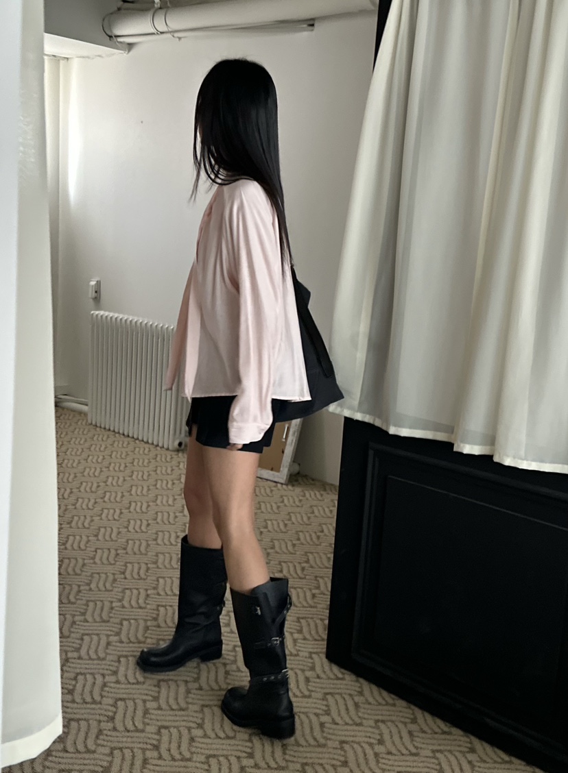 LE VASE東大門直郵女裝新品熱賣26春夏推薦人氣襯衫蕾絲衫LE VASE襯衫/蕾絲衫