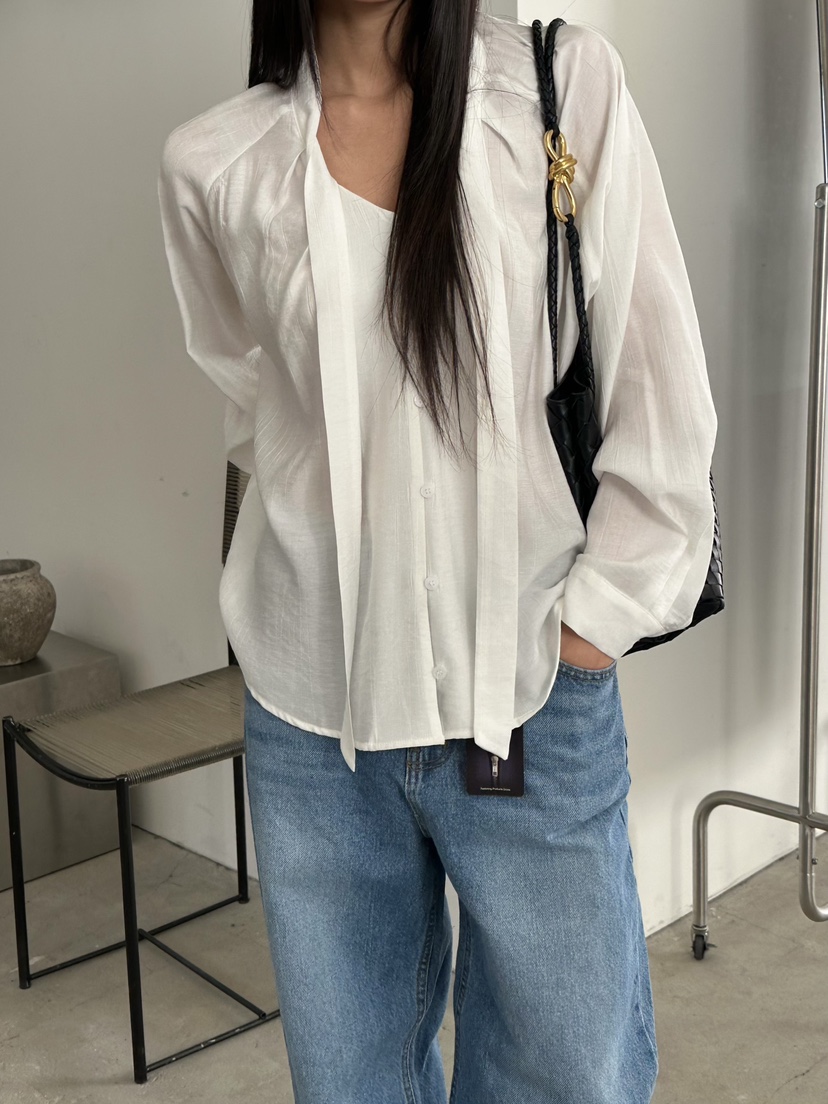 LE VASE東大門直郵女裝新品熱賣26春夏推薦人氣襯衫蕾絲衫LE VASE襯衫/蕾絲衫圖色1