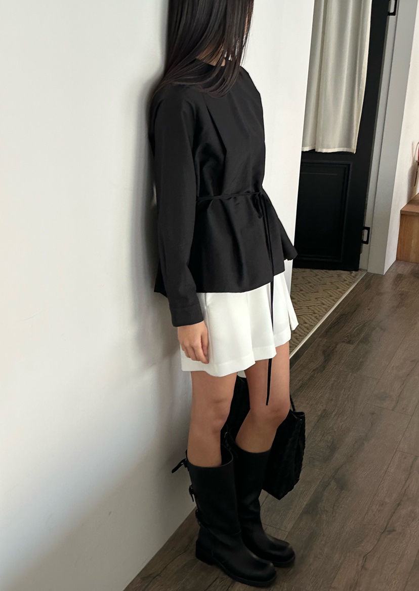 LE VASE韓國直郵女裝新品人氣休閑時尚襯衫蕾絲衫含腰繩LE VASE襯衫/蕾絲衫