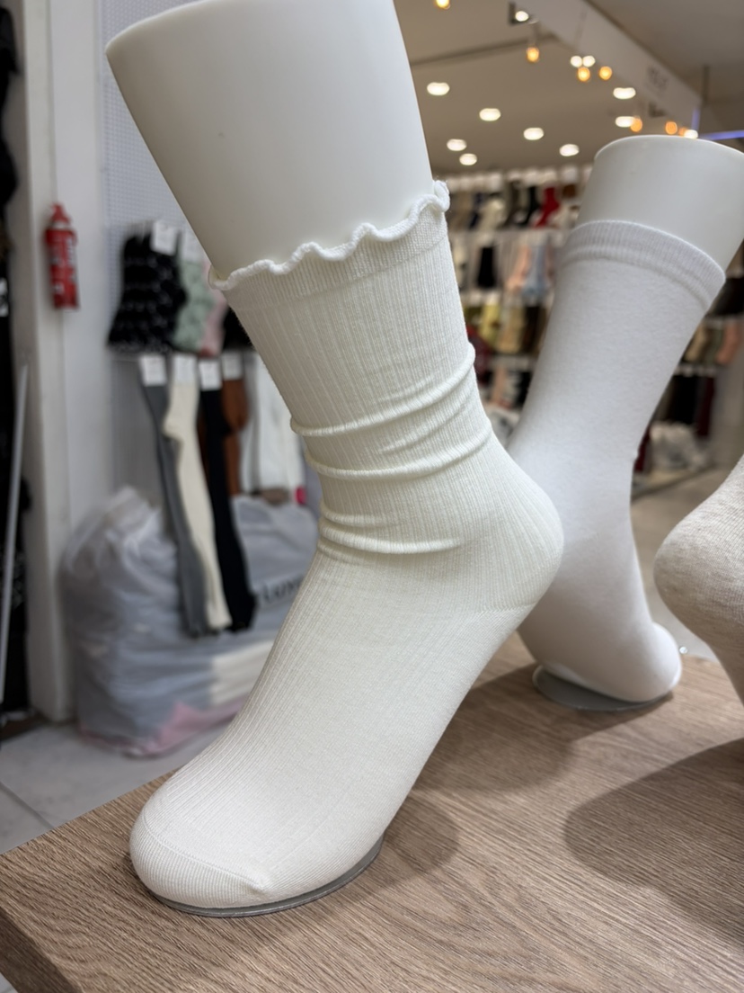 MU:TI東大門直郵女裝新品推薦職業休閑時尚26春夏人氣襪子MU:TI襪子圖色1