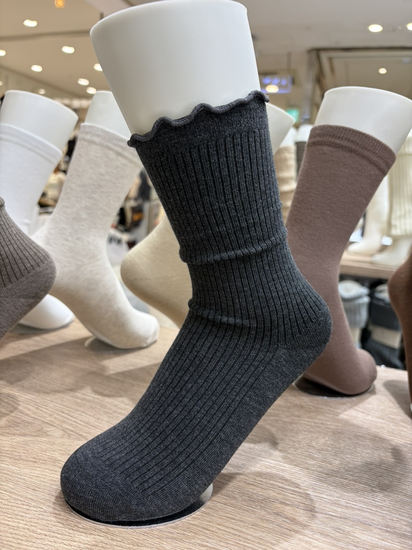 MU:TI東大門直郵女裝新品推薦職業休閑時尚26春夏人氣襪子MU:TI襪子圖色3