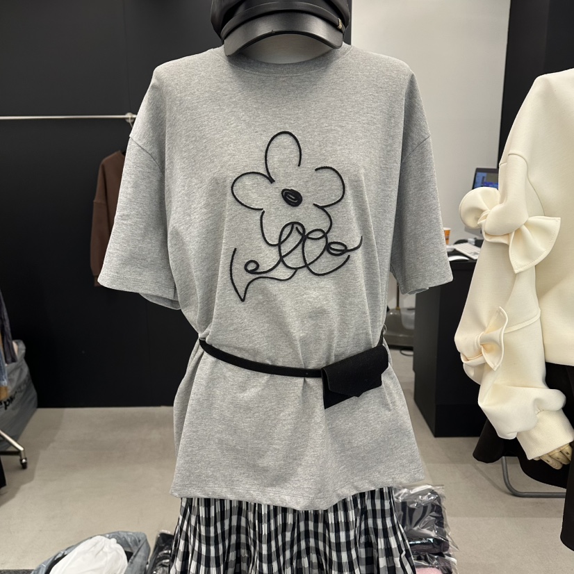 A.CES東大門直郵女裝新款26春夏真品人氣熱賣T恤不含腰包A.CEST恤圖色2