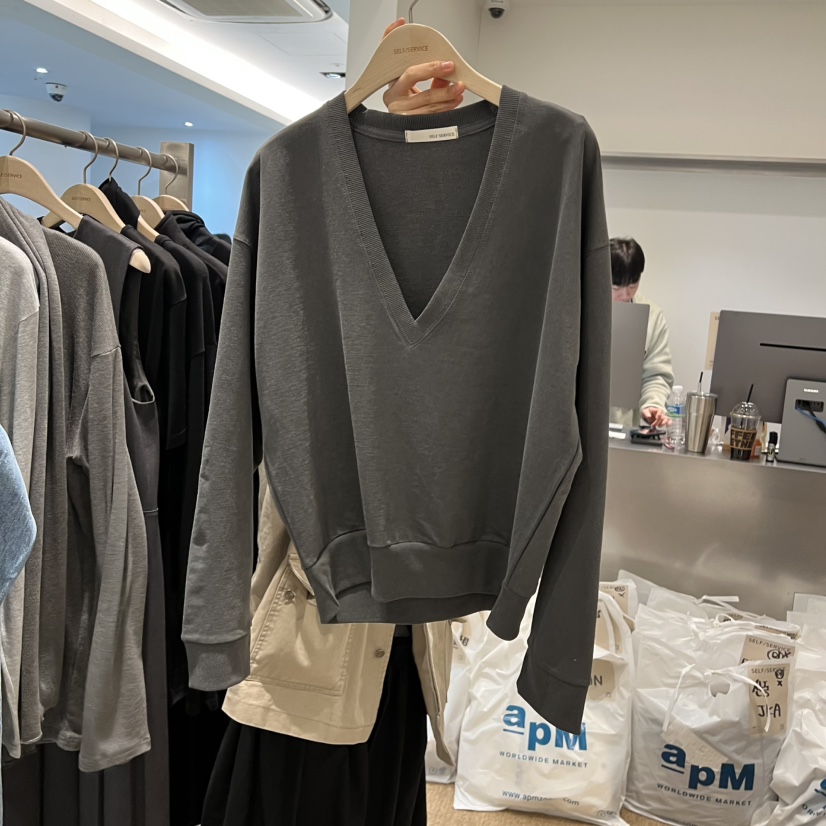 SELF SERVICE東大門直郵女裝新款時尚休閑衛衣不含內搭V領SELF SERVICE衛衣圖色1