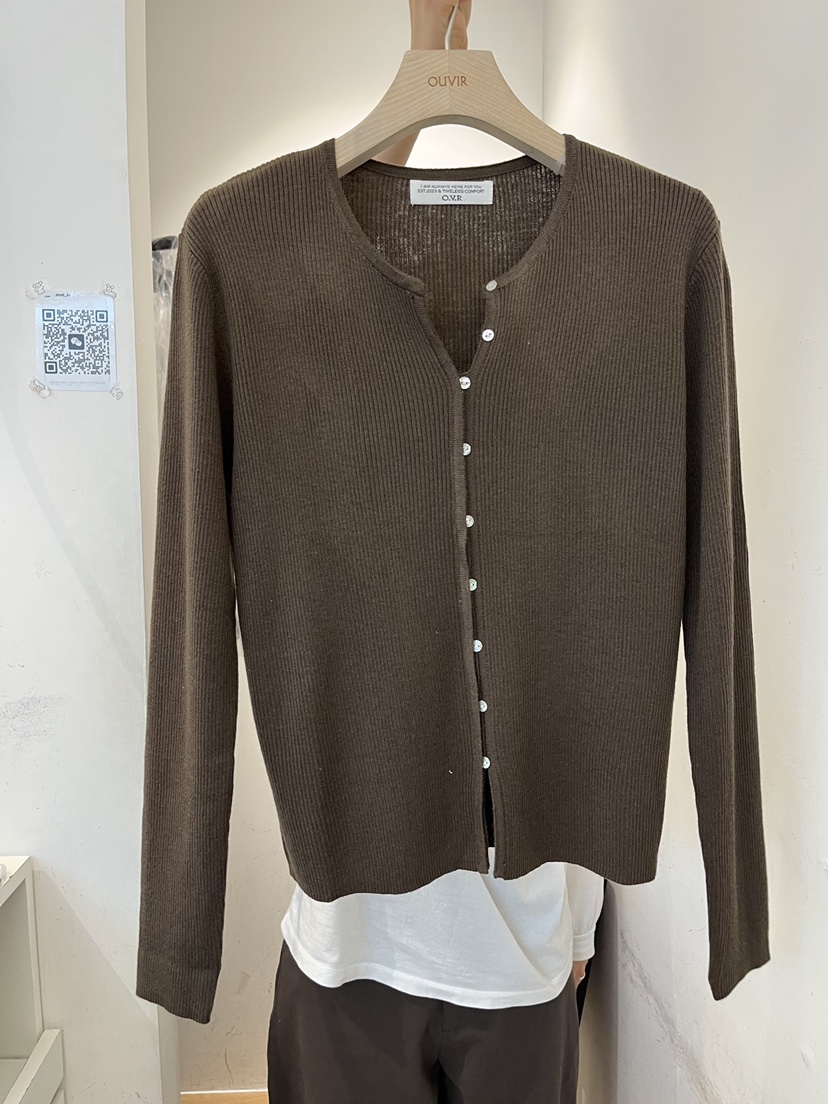 OUVIR韓國代購女裝新品職業時尚真品熱賣26春夏針織衫紐扣O.V.R/OUVIR針織衫圖色2