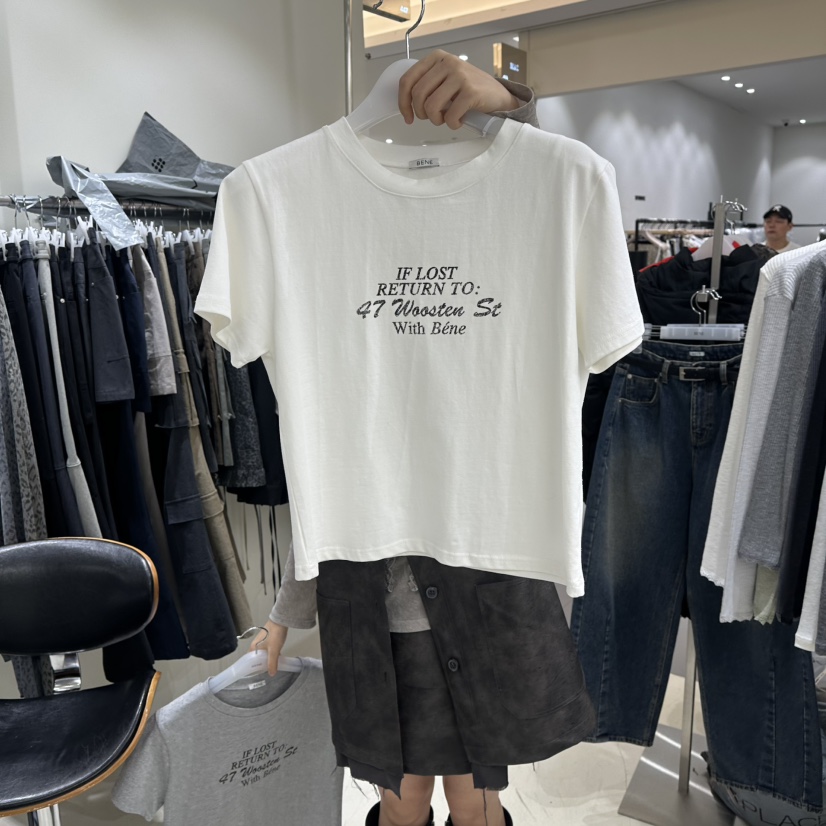 BENE東大門實拍女裝新品時尚休閑真品人氣26春夏熱賣推薦T恤BENET恤圖色1