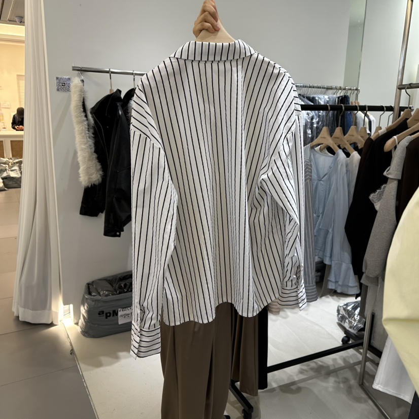 RENDER韓國代購女裝新品時尚真品熱賣休閑人氣襯衫蕾絲衫RENDER襯衫/蕾絲衫