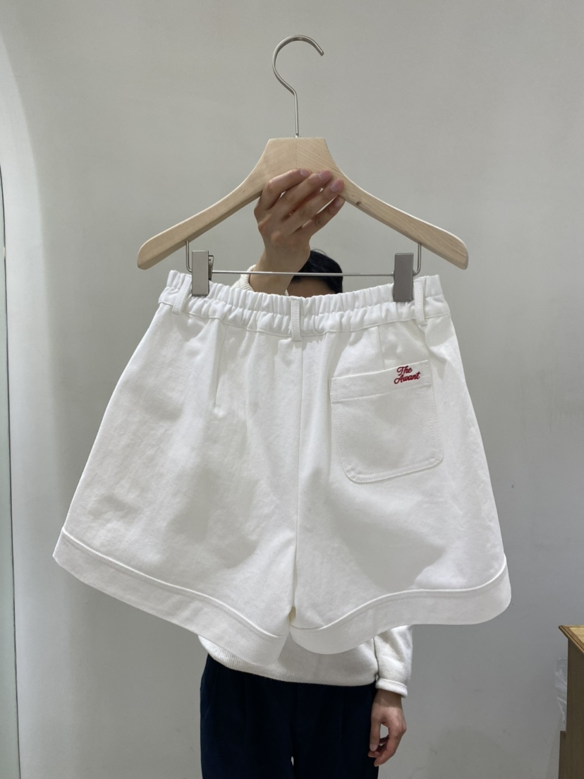 A WANT韓國代購女士新款推薦人氣26春夏時尚職業真品短褲A WANT短褲