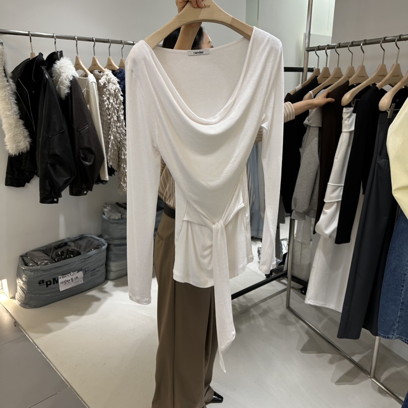 RENDER東大門實拍女裝新款26春夏休閑時尚長袖T恤系帶露肩RENDER長袖T恤圖色1