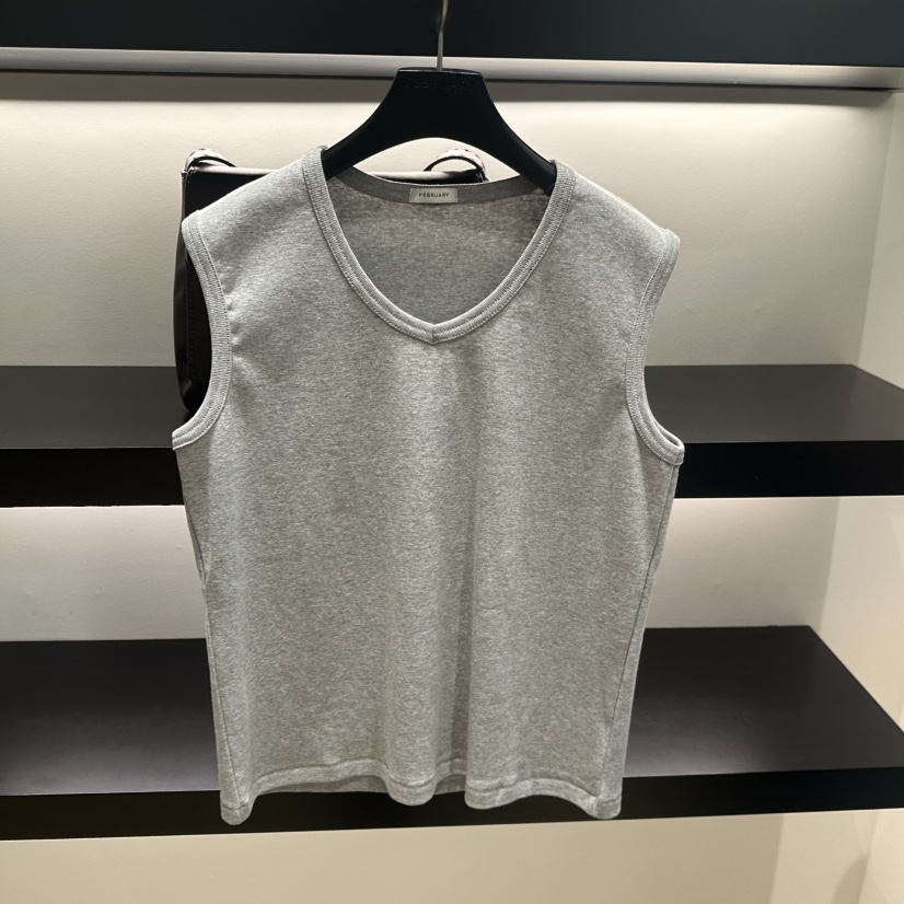 FEBRUARY 11東大門直郵女裝新款職業熱賣休閑吊帶背心V領FEBRUARY 11吊帶/背心圖色3