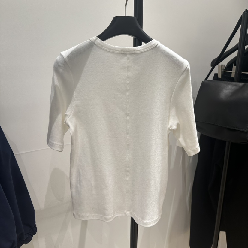 FEBRUARY 11東大門直郵女士新款推薦休閑真品26春夏職業T恤FEBRUARY 11T恤