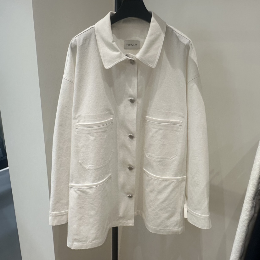 FEBRUARY 11東大門直郵女裝新款職業人氣時尚推薦熱賣夾克FEBRUARY 11夾克圖色1