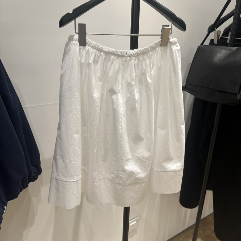 FEBRUARY 11東大門直郵女裝新品推薦休閑熱賣半身裙中短裙FEBRUARY 11半身裙/中短裙