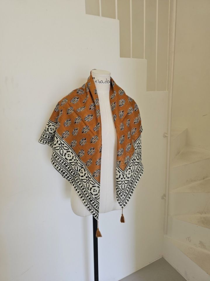 EBADA韓國代購女裝新品26春夏真品時尚職業人氣熱賣圍巾披肩EBADA圍巾/披肩