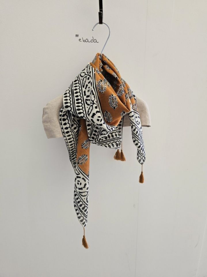 EBADA韓國代購女裝新品26春夏真品時尚職業人氣熱賣圍巾披肩EBADA圍巾/披肩圖色1