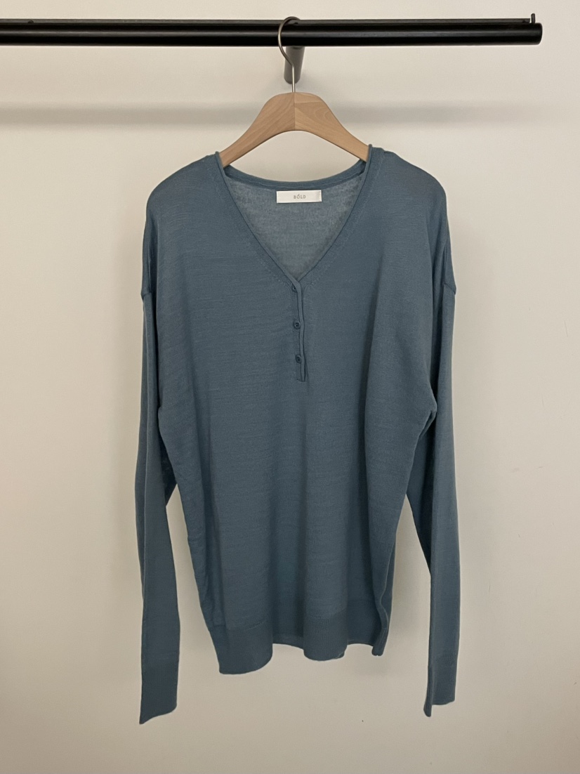 BOLD-A韓國直郵女裝新款職業時尚26春夏熱賣針織衫V領紐扣RE BOLD針織衫圖色2